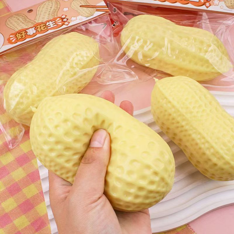 In Stock Peanut Stress Ball Cr - Vinyl Figure Blank incelemesi ve fiyatı