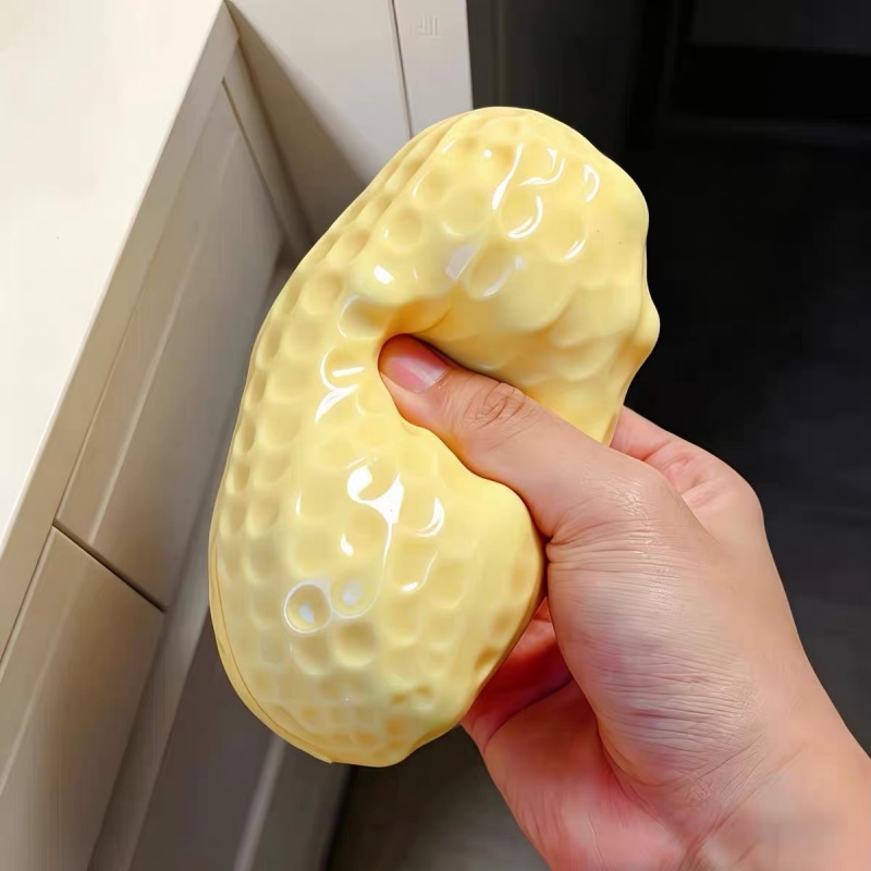 In Stock Peanut Stress Ball Cr - Vinyl Figure Blank incelemesi ve fiyatı
