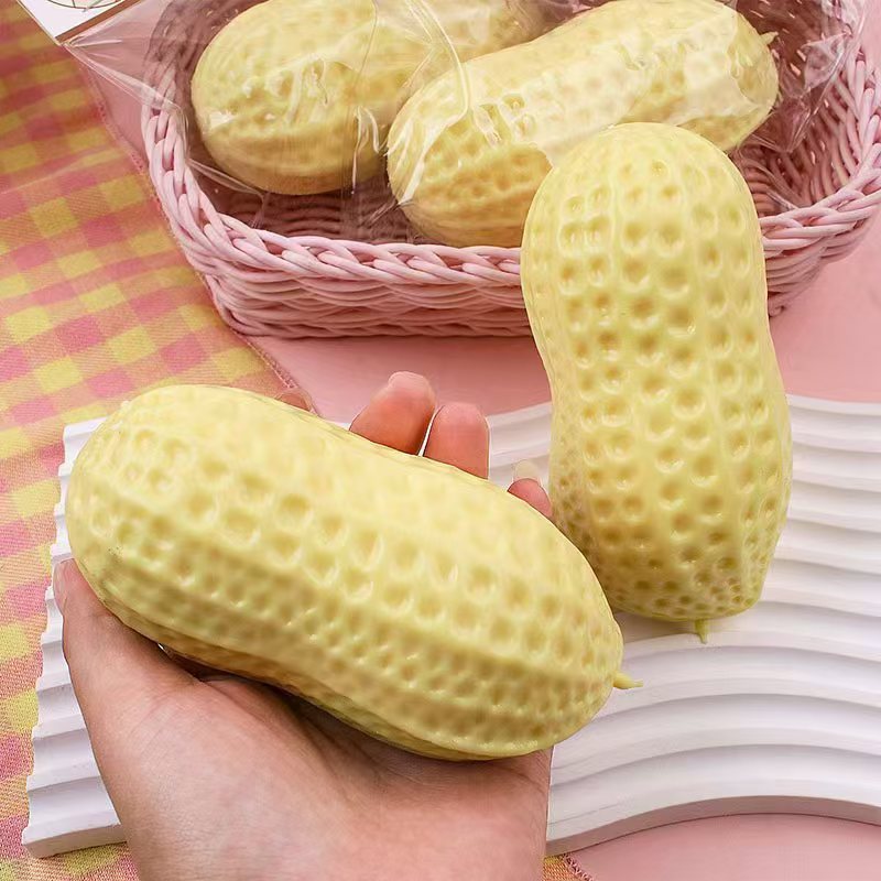 In Stock Peanut Stress Ball Cr - Vinyl Figure Blank incelemesi ve fiyatı